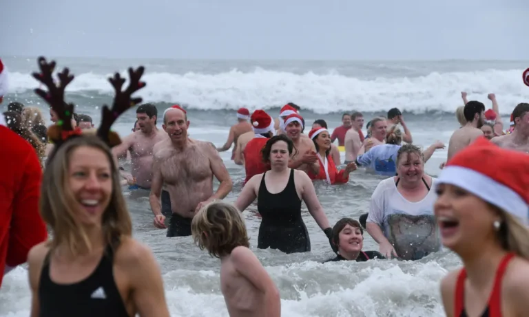 4 Best Irish Spots For That Christmas Day Swim