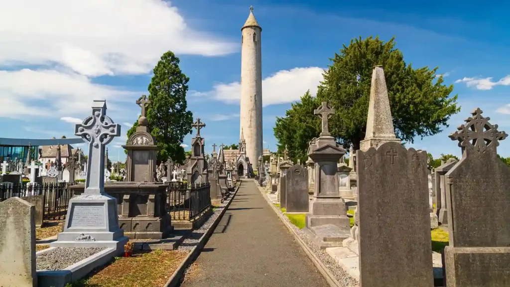 Glasnevin Cemetery-Ireland's must-do adventures