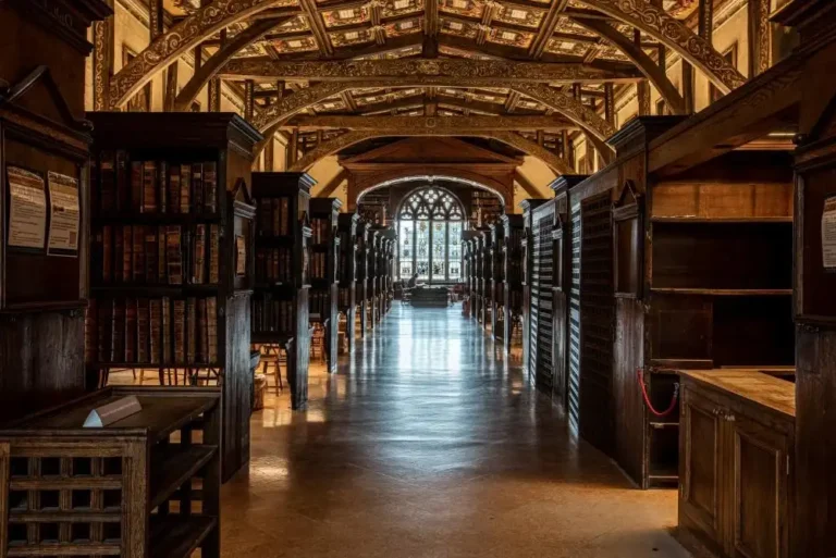 Trinity College Library Among World’s 15 Most Popular ones