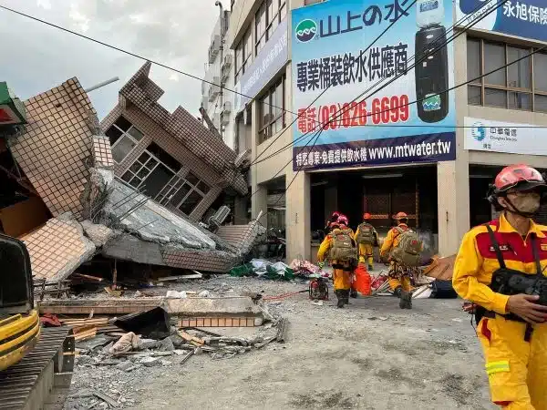 Powerful Earthquake Hits Taiwan