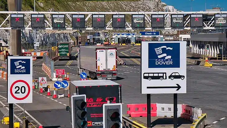 Post-Brexit import checks