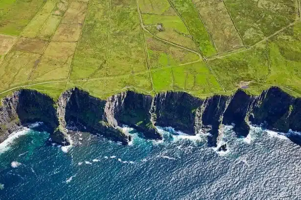  woman dies after falling from the Cliffs of Moher in Co Clare. 