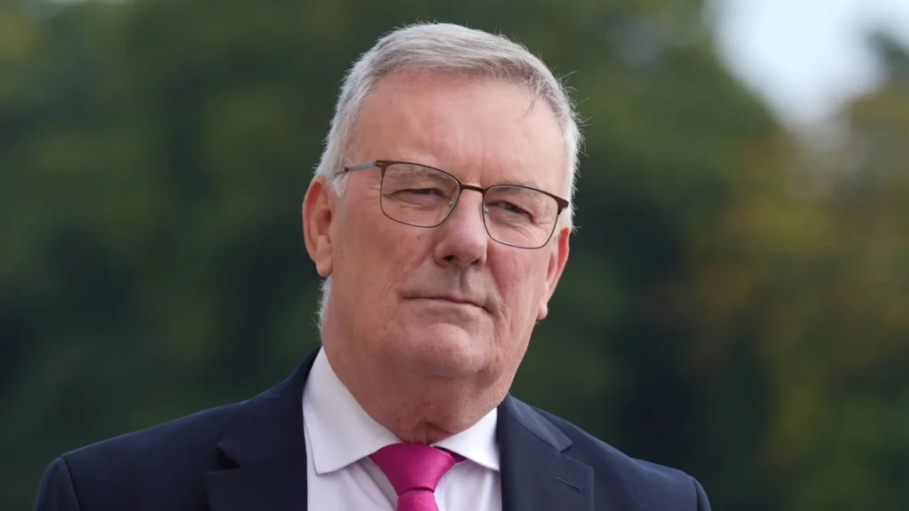 Mike Nesbitt to return to UUP leadership for the 2nd term