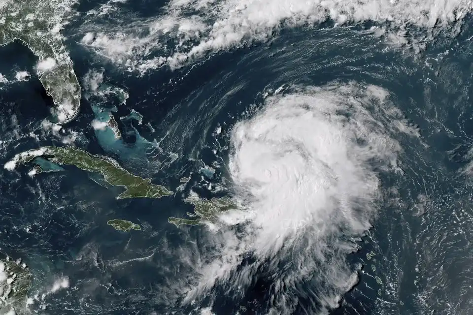 MET Eireann Forecasted Heavy Rain And Possible Floods After Hurricane Ernesto In Ireland MET Eireann