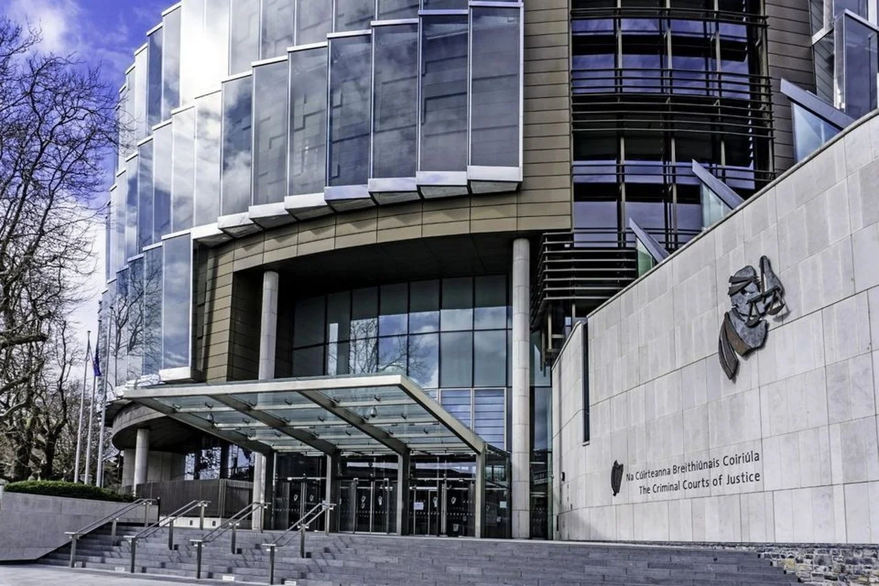 Man Taken into Custody in Mobile Phone Fraud Case