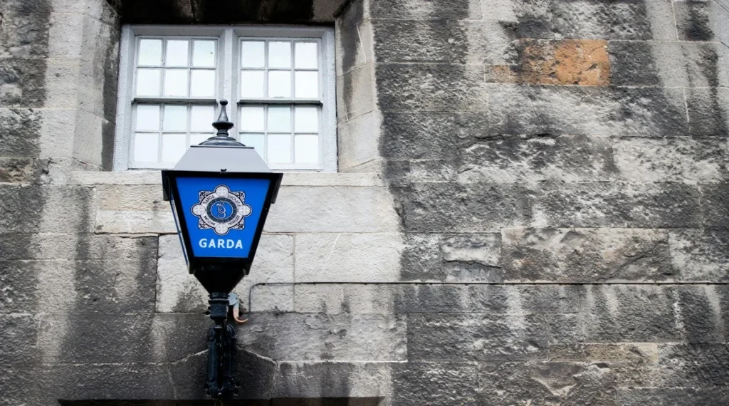 Primary School In Dublin Closed By Security Forces In Response To Threats to Two Students