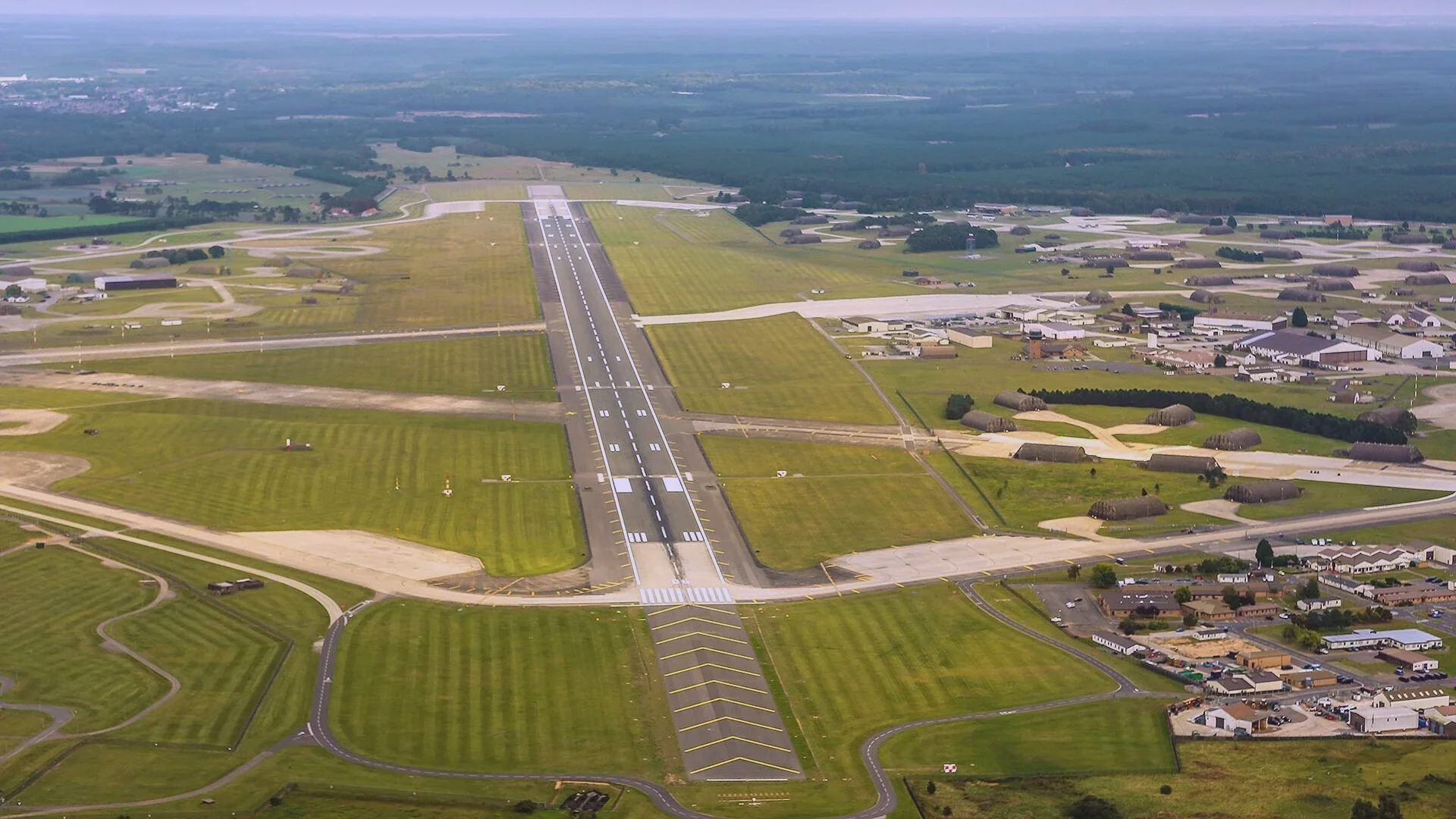 3 US Air Bases in the UK Face Security Concerns Over Unidentified Drones Sightings