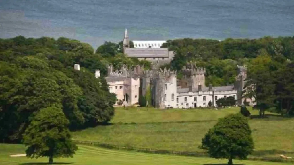 A Tourist Guide To Top 10 Castles In Dublin image8 2 3