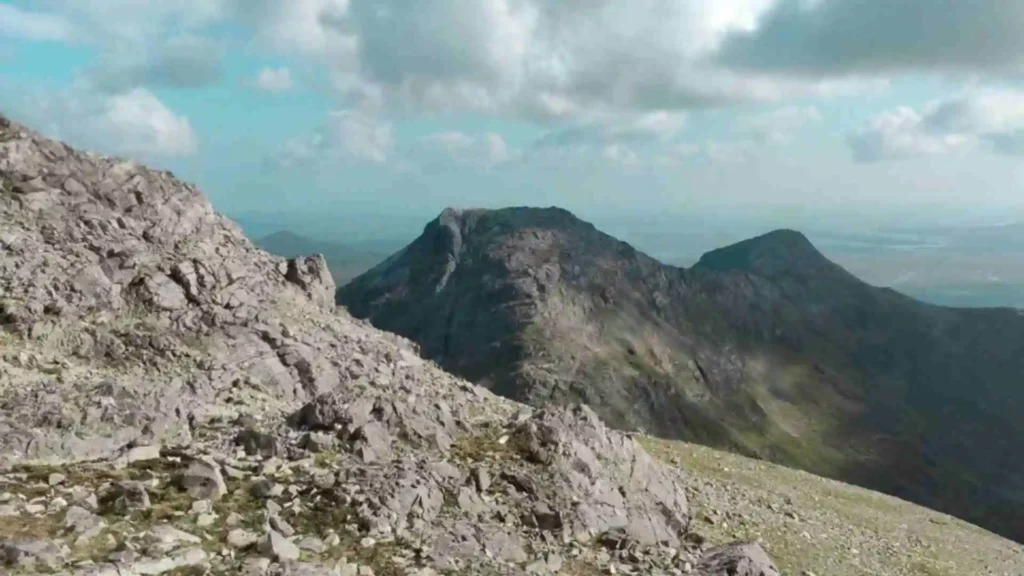 Top 10 Best Hikes In Ireland | Tips And Highlights image11 2 2