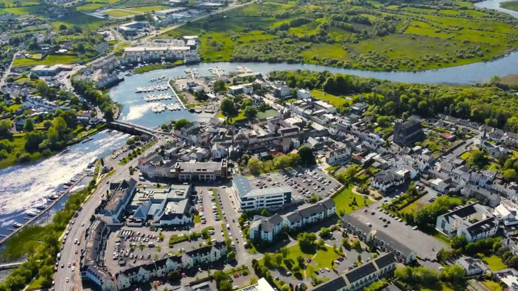 Carrick On Shannon Travel Guide: Top Attractions, Hotels & Things To Do image3 12 2