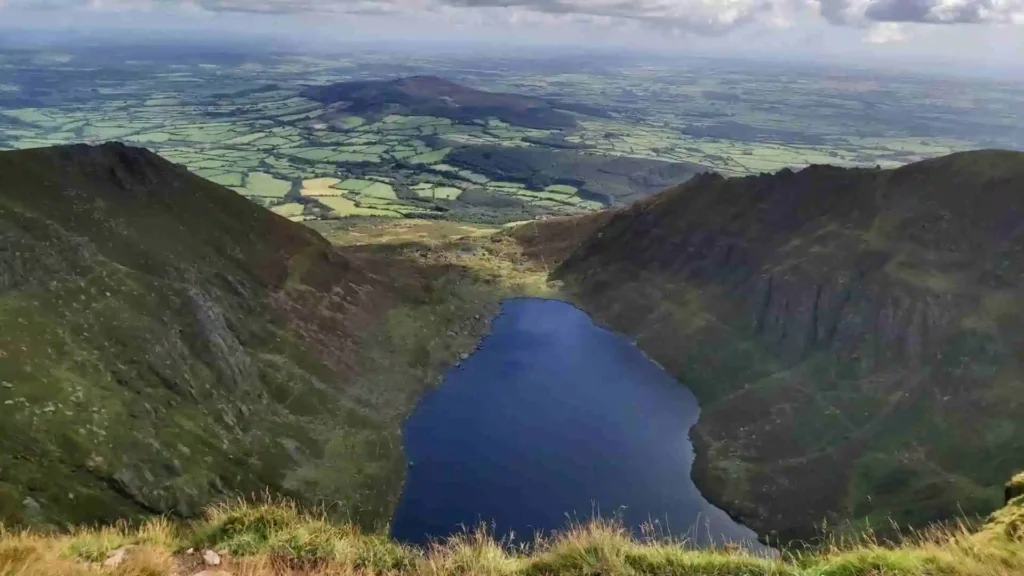 Top 10 Best Hikes In Ireland | Tips And Highlights image5 3 5