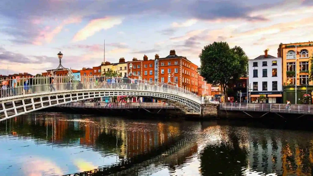 What To Do In Dublin For A Day: The Best Itinerary Of 2025 image6 10 1
