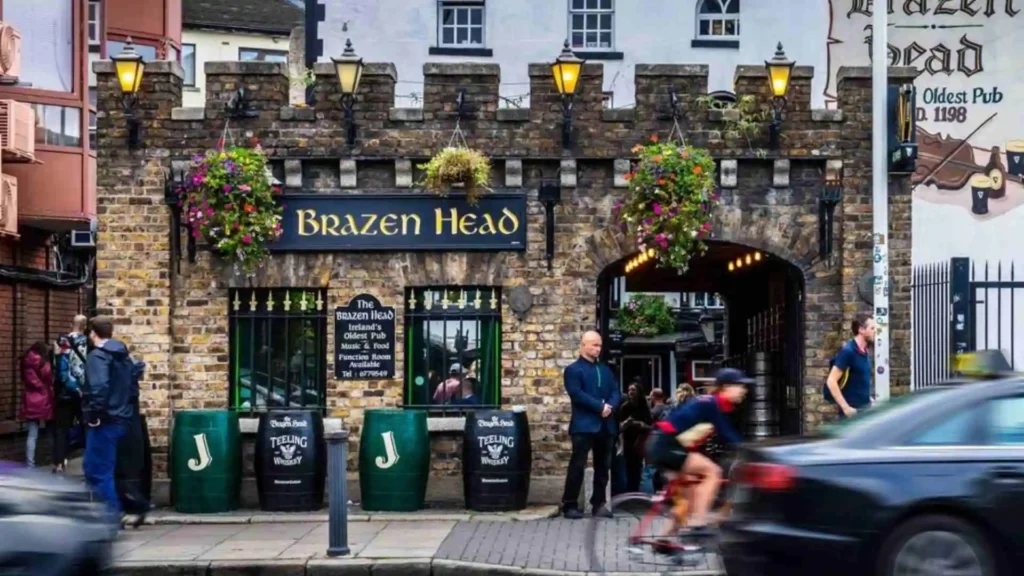 Top 10 Pubs in Dublin for Great Drinks, Food, and Fun image7 1