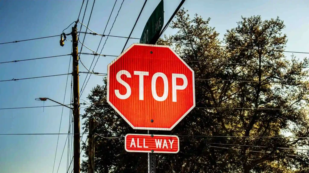 Most Common Irish Road Signs Everyone Should Know image11 3