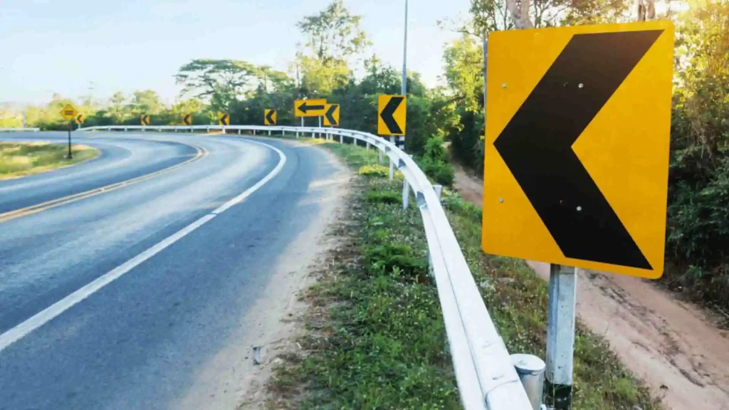 Most Common Irish Road Signs Everyone Should Know image2 4 1