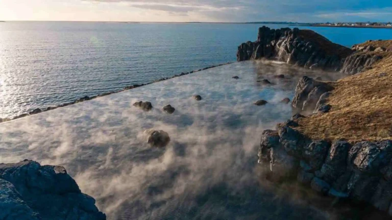 sky lagoon iceland