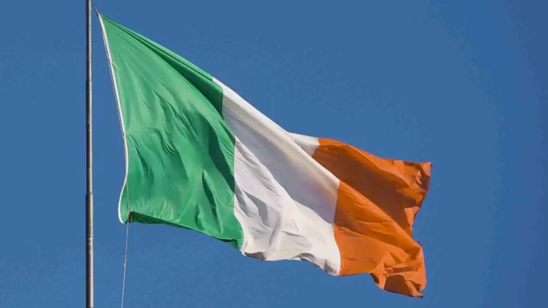 irish flag meaning