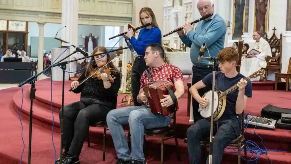 Fleadh Nua (Ennis) Ireland Festivals