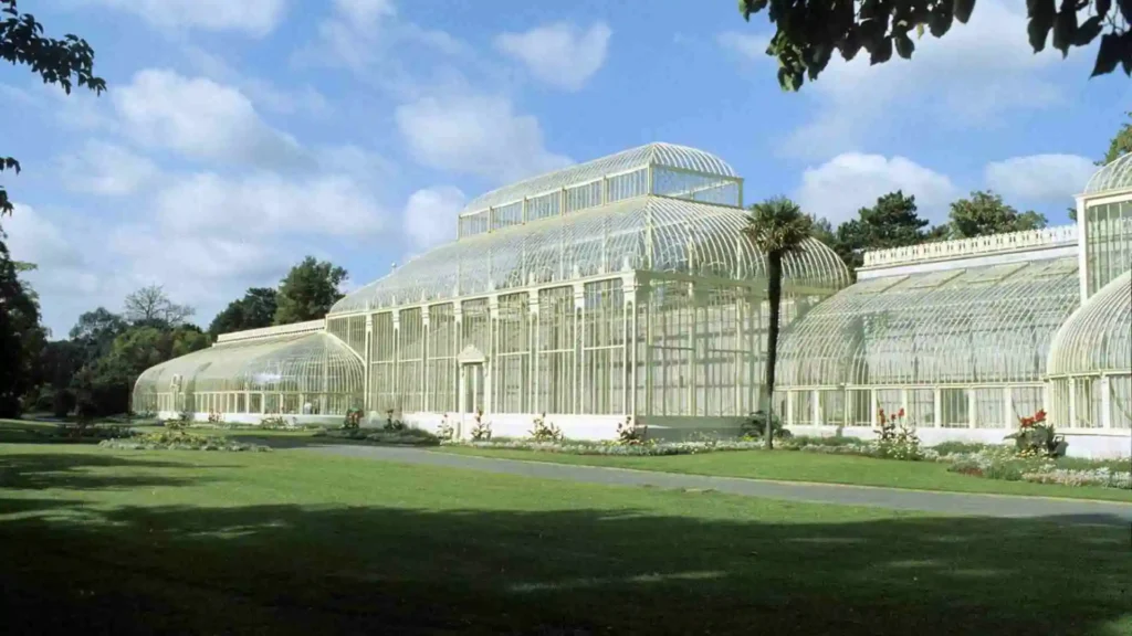 Top 25 Walks in Dublin: A Guide to the Best Walks in Dublin National Botanic Gardens