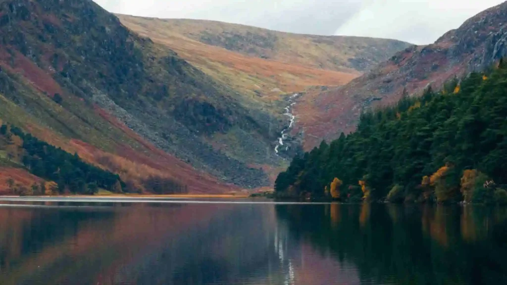 Glendalough Walks Guide: Top Hikes, Parking, Wildlife & Tips for 2025 Glendalough