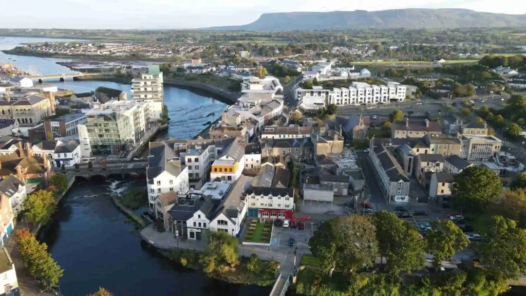 Top 30 Unforgettable Holiday Destinations in Ireland Sligo Surf & Culture