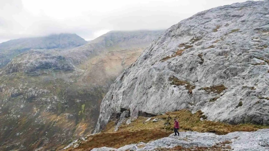 Glencoaghan Horseshoe Hiking Loop | Twelve Bens Connemara Guide Benbreen