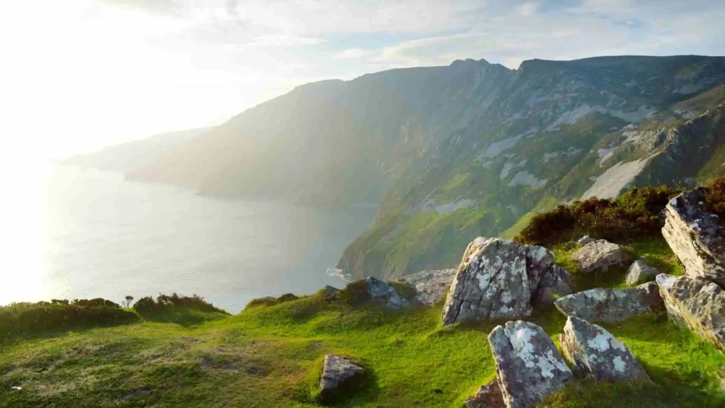 Slieve Foye Loop hike: Routes, Maps And travel TipsĀ What is Slieve Foye known for?