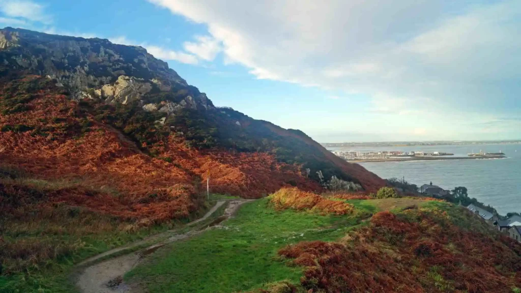 Bog of Frogs Loop: Hike Howth Head Walk and Hiking Guide Red Rock Cutoff, Green Route