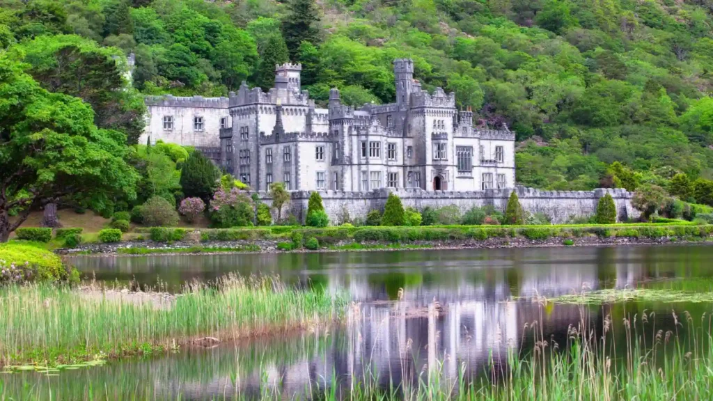 Clifden, Sky Road & Kylemore Abbey
