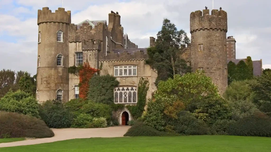Wander Through the Gardens & Botanical Areas
