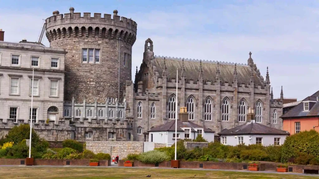 Surprising Facts About Dublin | History, Culture, Landmarks & Fun Castles and Historic Buildings
