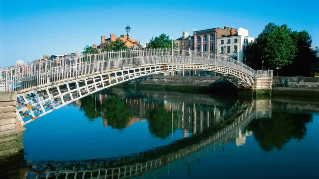 Surprising Facts About Dublin | History, Culture, Landmarks & Fun Bridges and River Facts