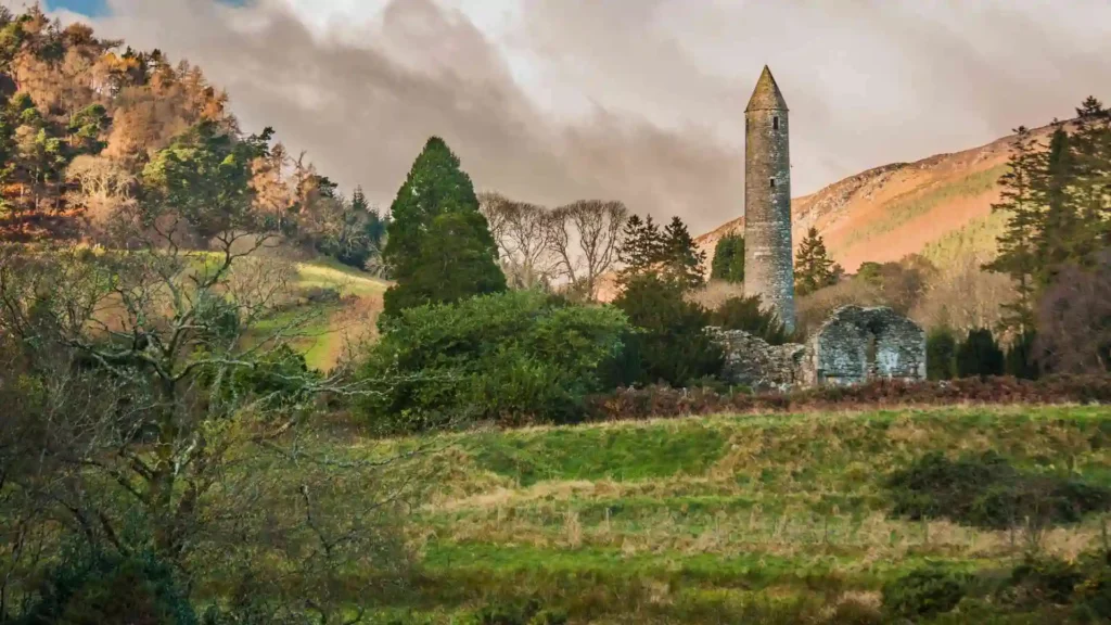 Best Day Trips from Dublin Complete Guide: Travel tips, Routes, Top Destinations Glendalough and Wicklow Mountains