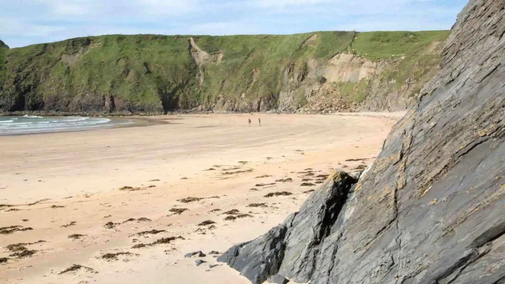 Silver Strand Mayo | The remote beach with beautiful Atlantic views What is Silver Strand Beach