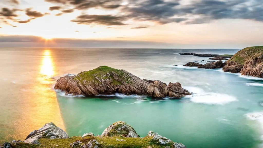 Murder Hole Beach Donegal: Map, Walk & Visitor Guide Murder Hole Beach