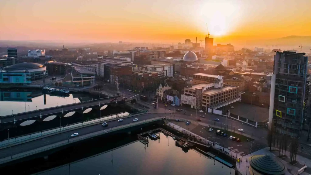 What is the difference between Ireland and Northern Ireland?