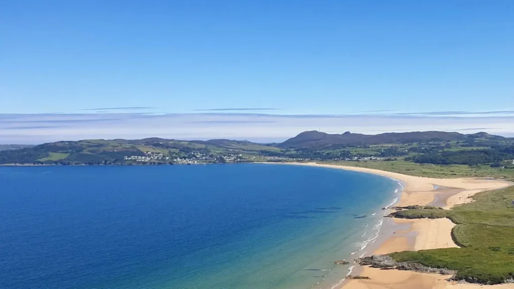 Buncrana Beach | Donegal’s stunningly beautiful seaside beach Stragill Bay Beach