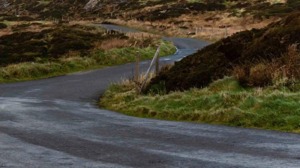 Kippure Mountain | Why this Dublin peak is easier than you think Option 1: The paved access road (Best for families & toddlers)
