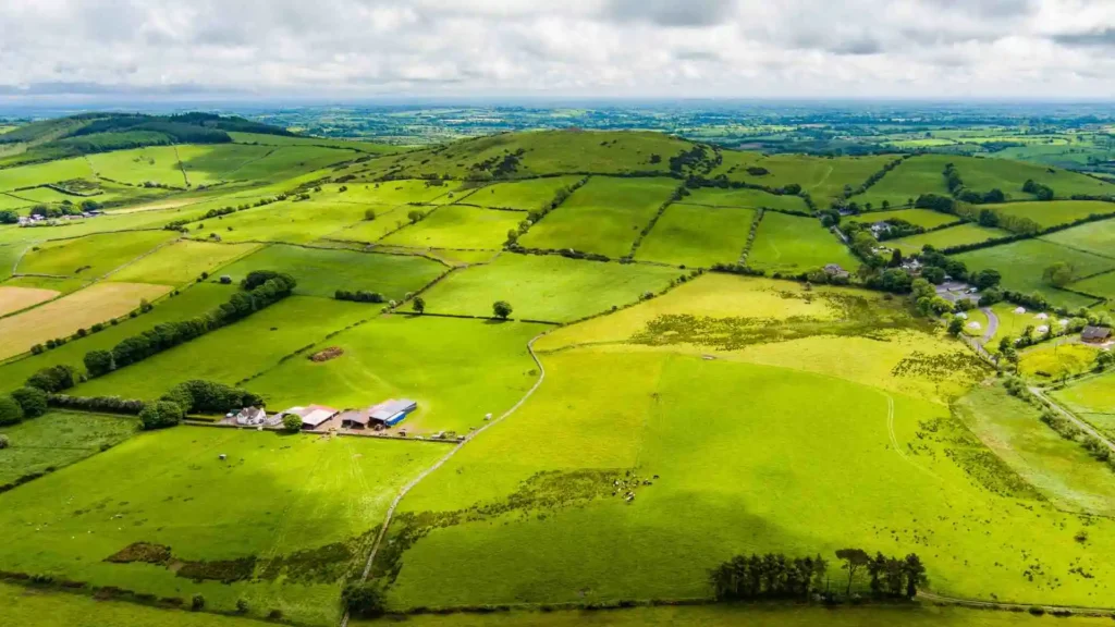 Dowth Passage Tomb | Ireland's monument older than the Pyramids More to discover in historical County Meath